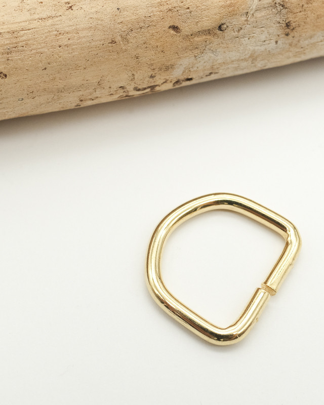 35MM gold half-round loops